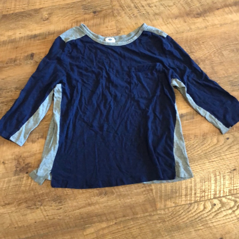 Old Navy 3/4 length T-shirt